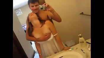 Amateur couple suck 